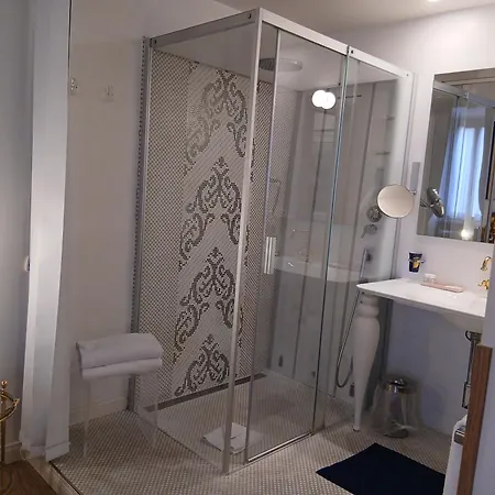 Excellent Trinity Bed & Breakfast 4*