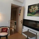 Excellent Trinity Bed and breakfast 4*