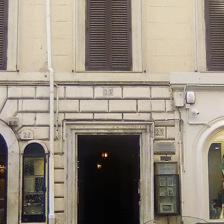 Excellent Trinity فندق مبيت وإفطار روما