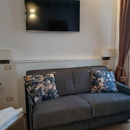 Excellent Trinity فندق مبيت وإفطار