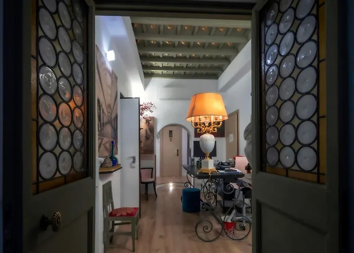 Excellent Trinity רומא